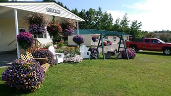 Sunset Motel at Armand's Gardens