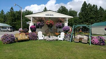 Sunset Motel at Armand's Gardens