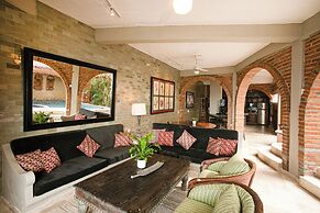 Quinta Maria Cortez Beach Hotel