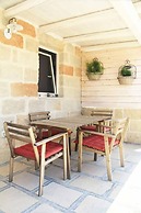 Bed and Breakfast Karen House