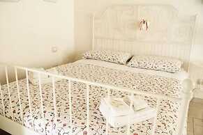 Bed and Breakfast Karen House