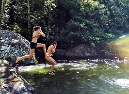 Cachoeira dos Borges Cabanas e Parque