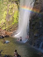 Cachoeira dos Borges Cabanas e Parque