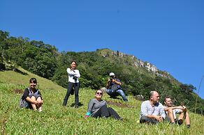Cachoeira dos Borges Cabanas e Parque