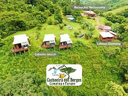 Cachoeira dos Borges Cabanas e Parque