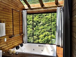 Cachoeira dos Borges Cabanas e Parque