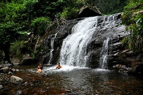 Cachoeira dos Borges Cabanas e Parque