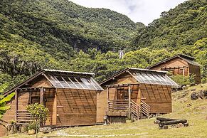Cachoeira dos Borges Cabanas e Parque