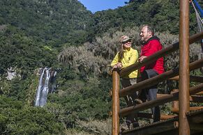 Cachoeira dos Borges Cabanas e Parque