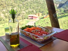 Cachoeira dos Borges Cabanas e Parque