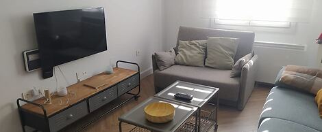 Todosierranevada Zona Baja Junto a los Telecabinas