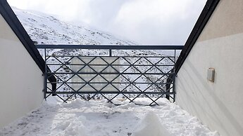 Todosierranevada Zona Baja Junto a los Telecabinas