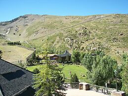 Todosierranevada Zona Baja Junto a los Telecabinas