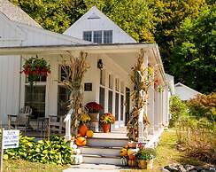 Inn at Silver Maple Farm