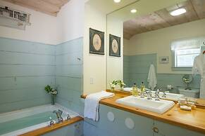 Inn at Silver Maple Farm