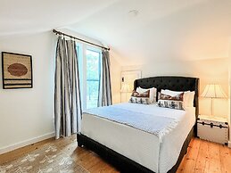 Inn at Silver Maple Farm