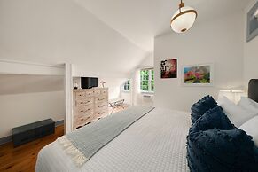 Inn at Silver Maple Farm