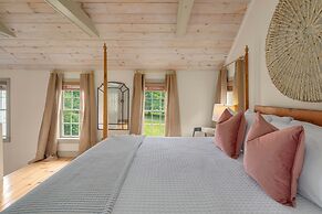 Inn at Silver Maple Farm
