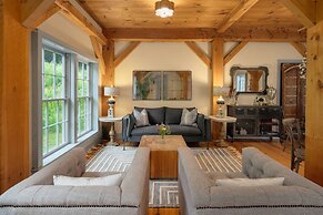Inn at Silver Maple Farm