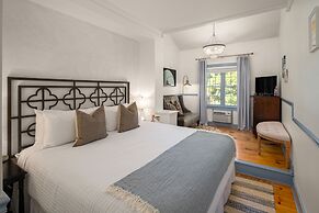 Inn at Silver Maple Farm