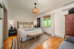 Inn at Silver Maple Farm