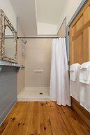 Inn at Silver Maple Farm