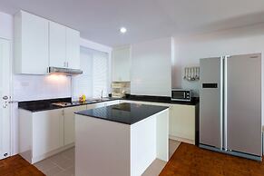 Baan TiewKlurn Beachfront Condomium