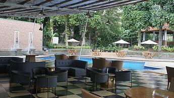 De Ningrat Topas Galeria