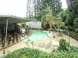 De Ningrat Topas Galeria