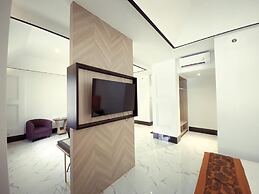 De Ningrat Topas Galeria