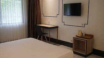 De Ningrat Topas Galeria