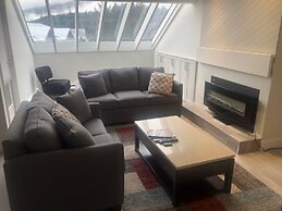 Whistler Blackcomb VR Hearthstone Lodge