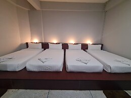 The 8 Factory Hotel Phitsanulok