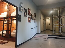 The 8 Factory Hotel Phitsanulok