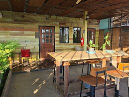 The 8 Factory Hotel Phitsanulok