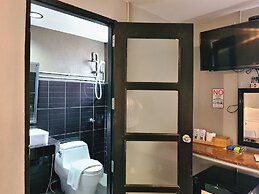 The 8 Factory Hotel Phitsanulok