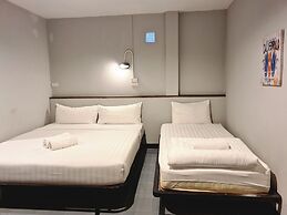 The 8 Factory Hotel Phitsanulok