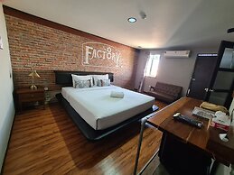 The 8 Factory Hotel Phitsanulok