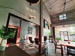 The 8 Factory Hotel Phitsanulok