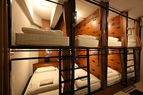 The 8 Factory Hotel Phitsanulok