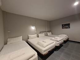 The 8 Factory Hotel Phitsanulok