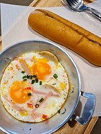 The 8 Factory Hotel Phitsanulok