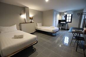 The 8 Factory Hotel Phitsanulok