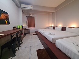 The 8 Factory Hotel Phitsanulok
