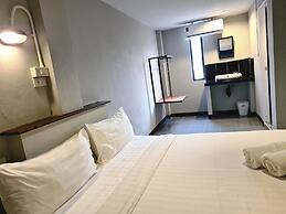 The 8 Factory Hotel Phitsanulok