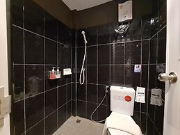 The 8 Factory Hotel Phitsanulok