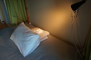 Flat B Hostel - Hostel