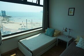 Flat B Hostel - Hostel