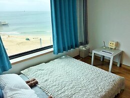 Flat B Hostel - Hostel