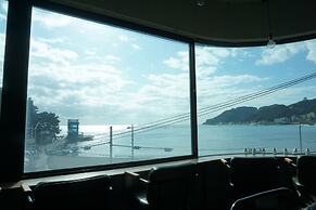 Flat B Hostel - Hostel